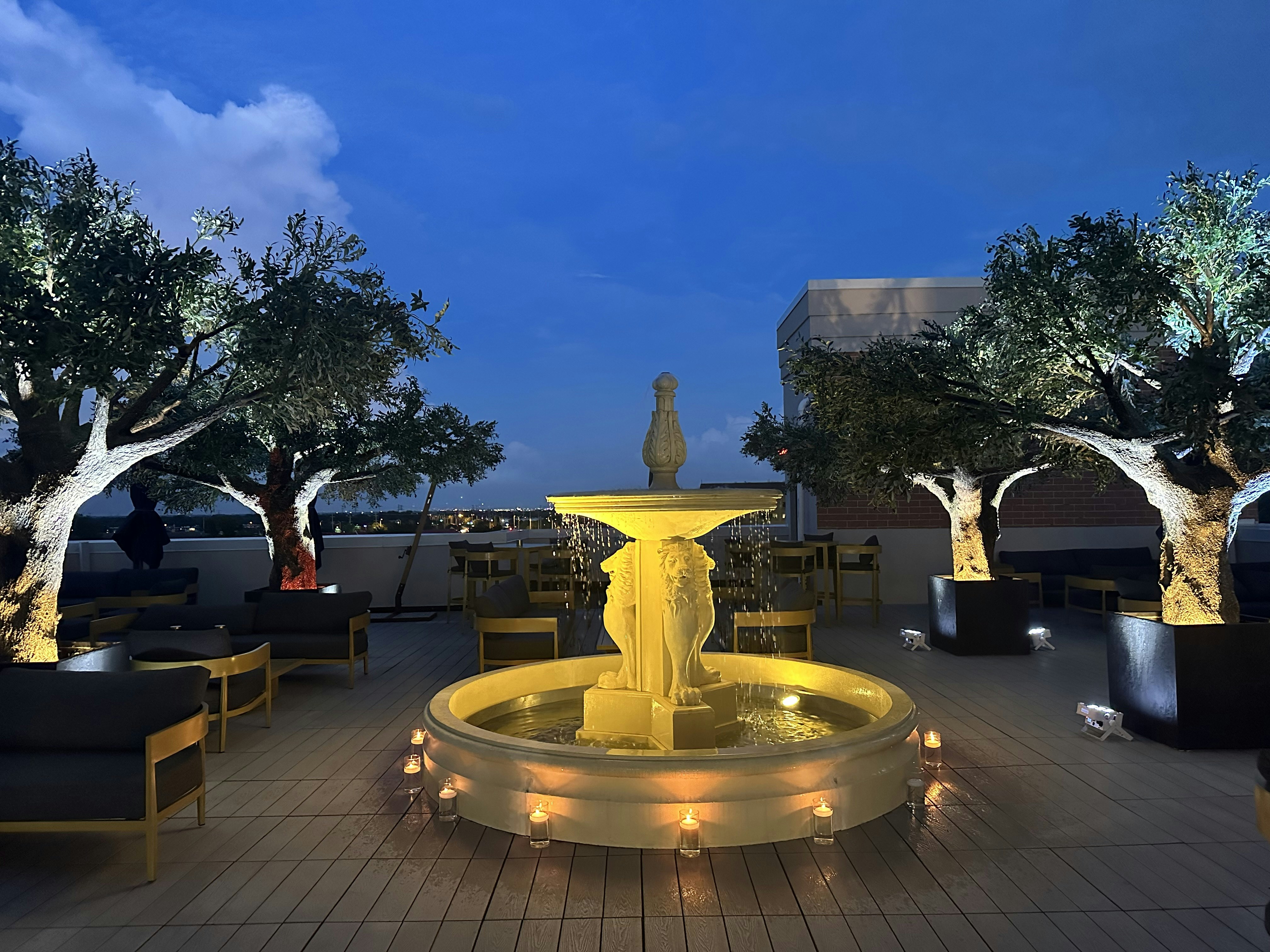 Chez Hotel Arlington Heights 26/28