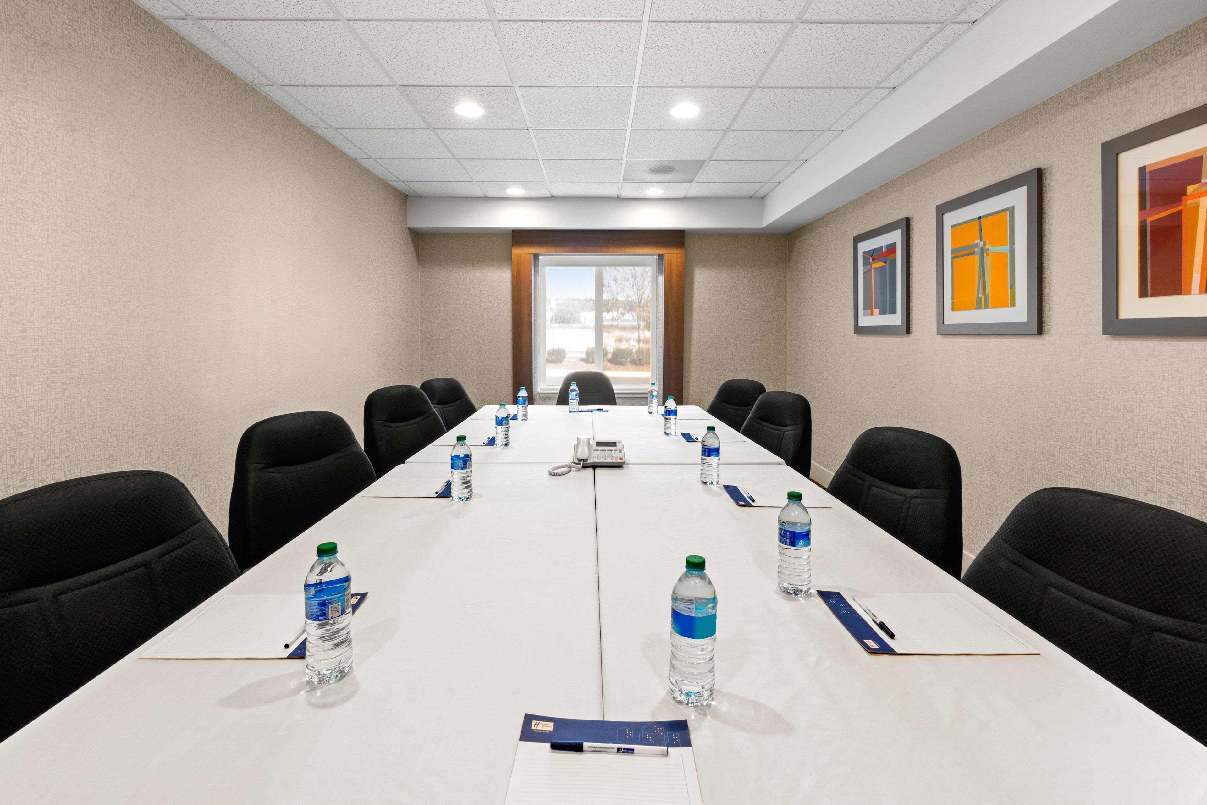 Holiday Inn Express Hotel Suites Sumner 19/28