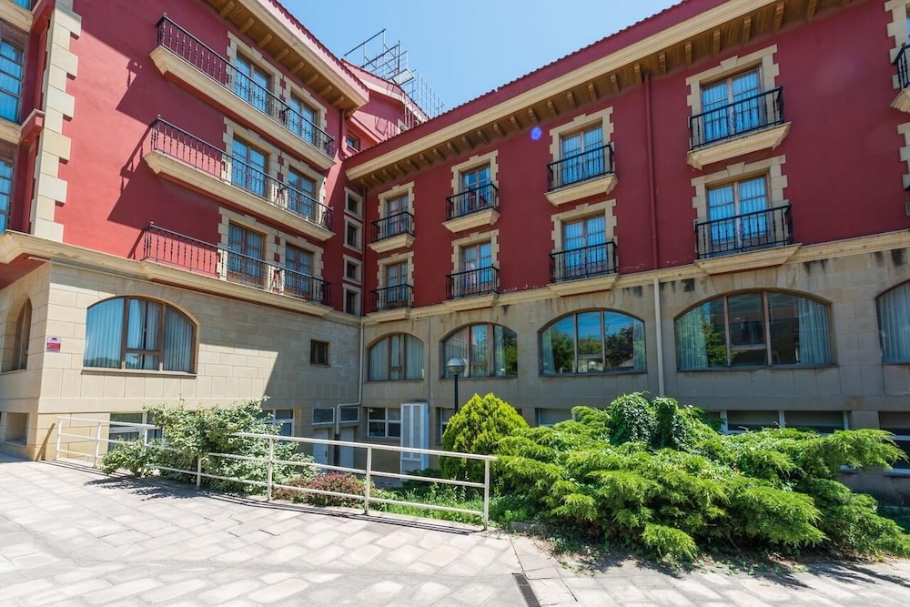 Hotel Urban Sondika By Eurotels 24/28