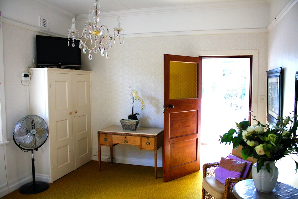 Bella Ev Guest House 32/50