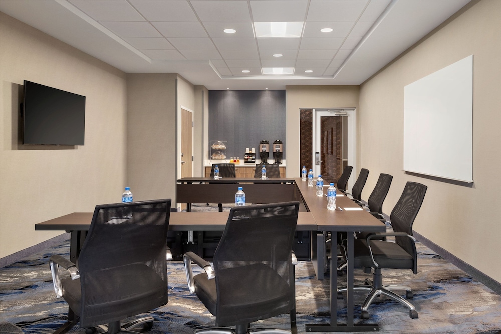 Fairfield Inn & Suites By Marriott Rockaway 20/28