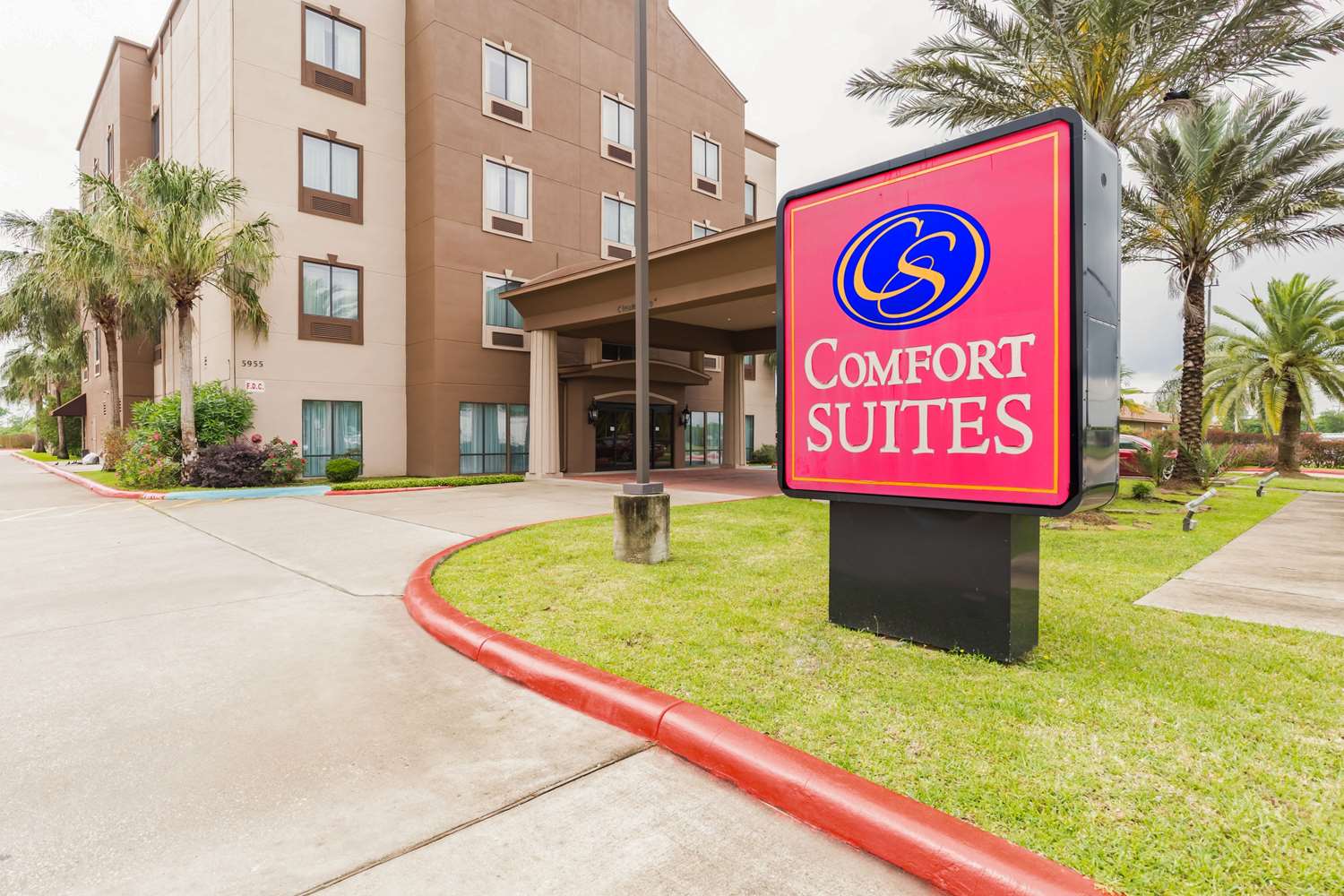 Comfort Suites Beaumont I-10, TX 19/20