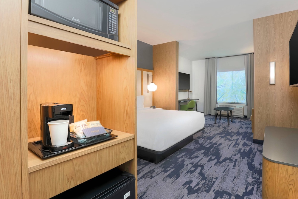 Fairfield Inn & Suites by Marriott Cape Coral/North Fort Myers 18/46