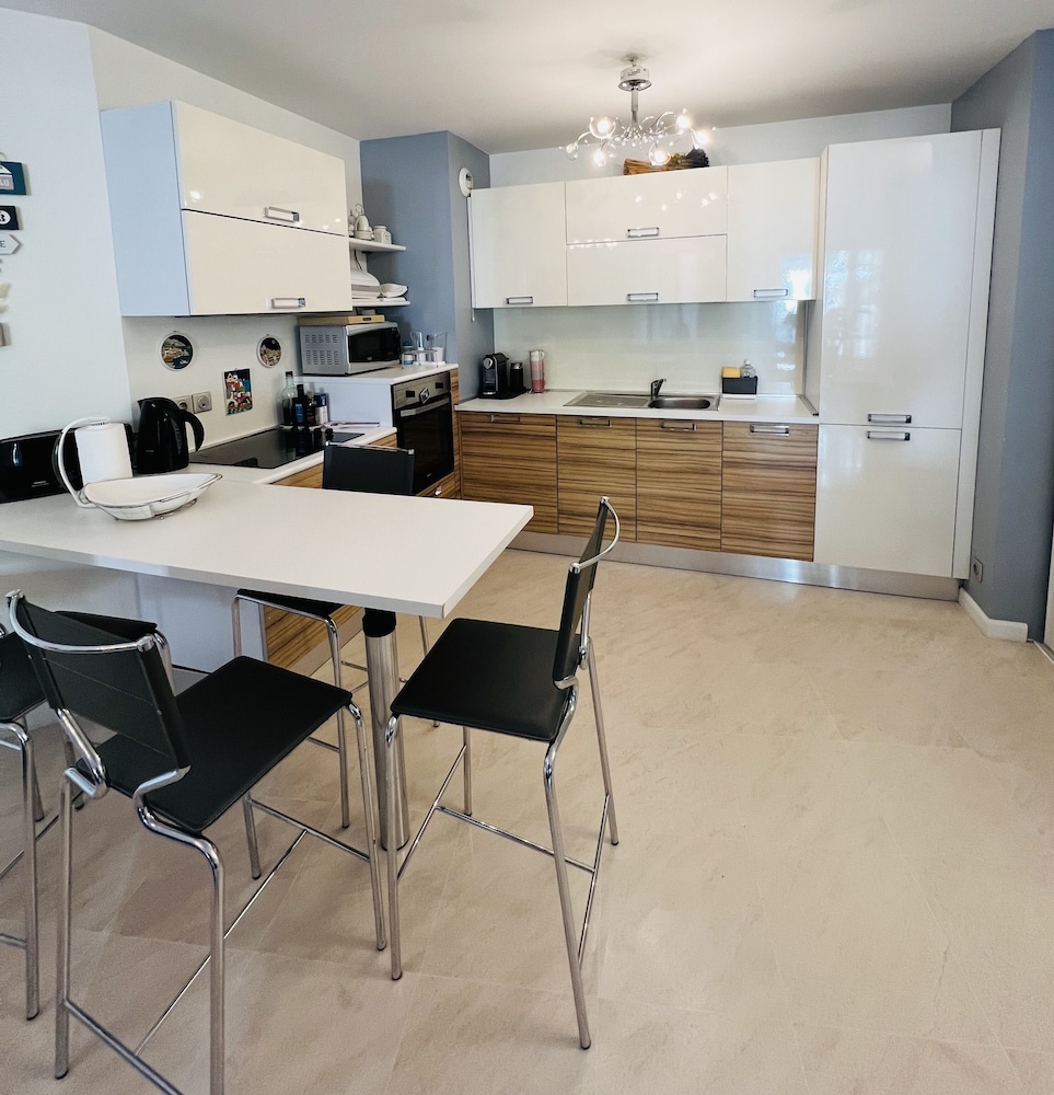 Carlton Riviera 39/50