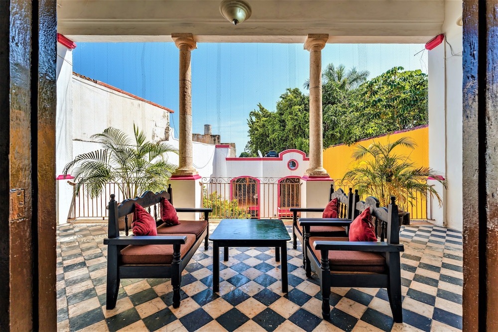 Hotel Gran Centenario 42/56