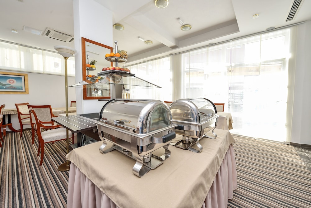 Hotel Zadar 32/54