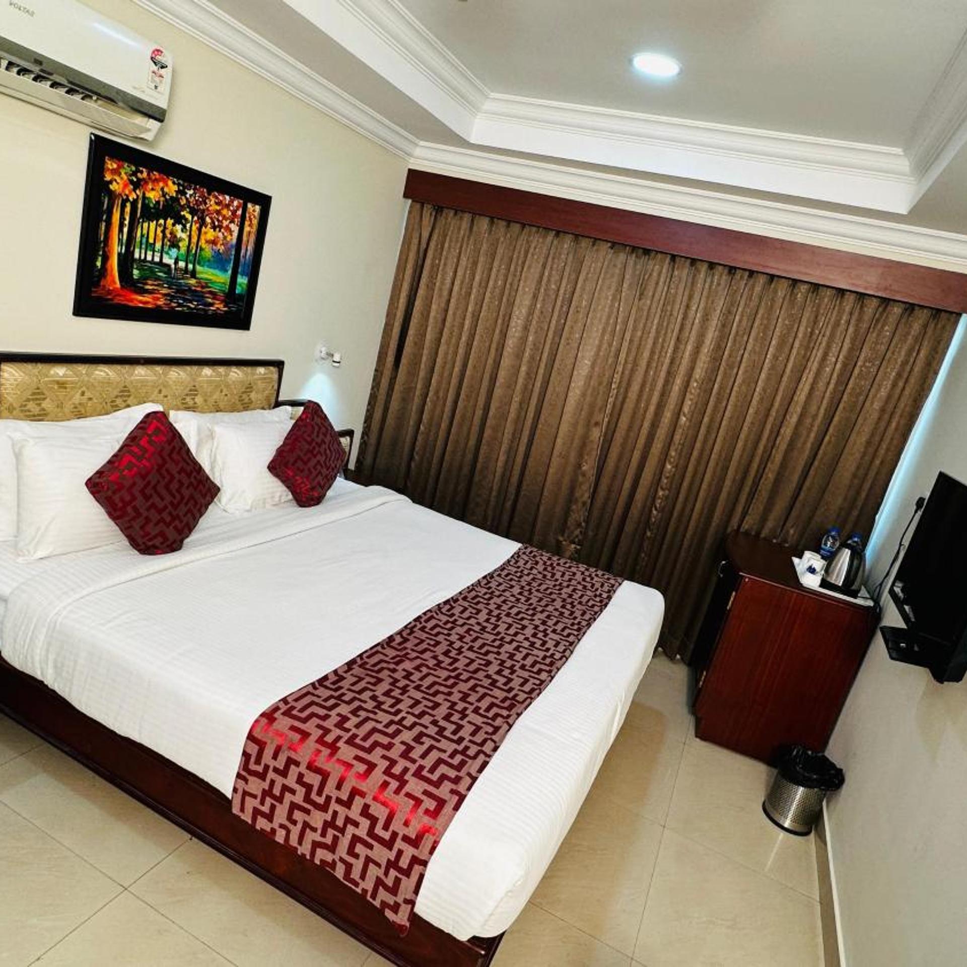 Hotel Prasanth 11/20