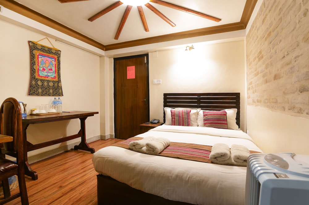 Nepal Pavilion Inn 11/50