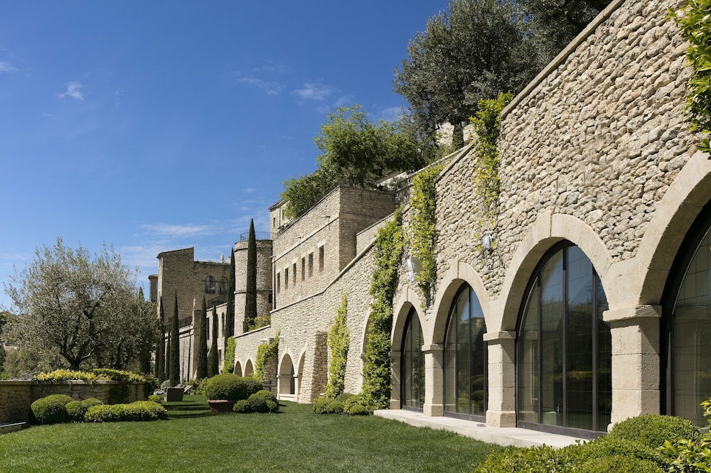 Airelles Gordes, La Bastide 73/81