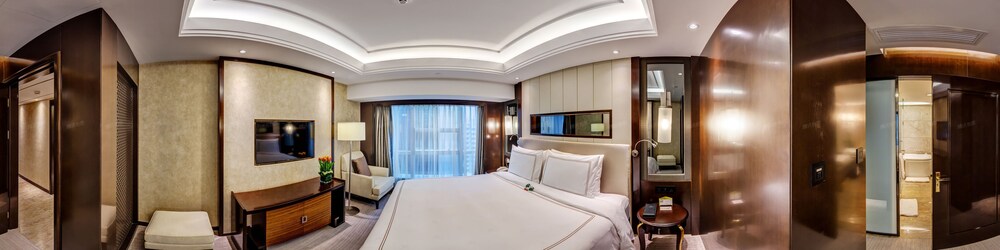 The Pavilion Hotel 50/50
