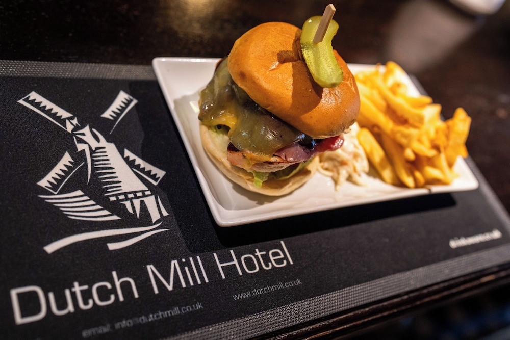 The Dutch Mill Hotel 15/50