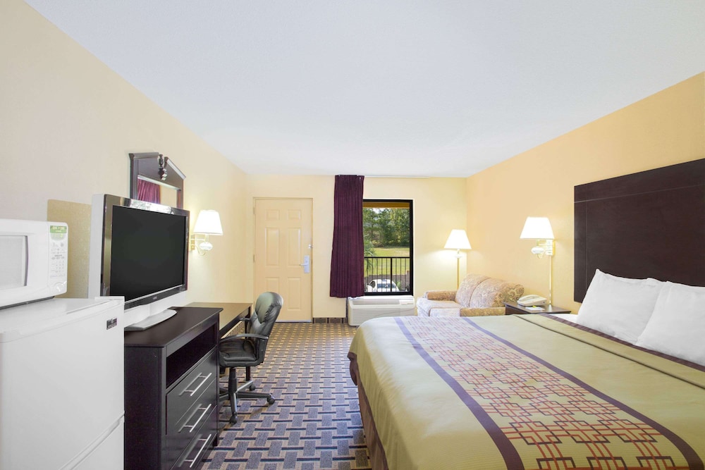 Upgrade, Deluxe, King Bed