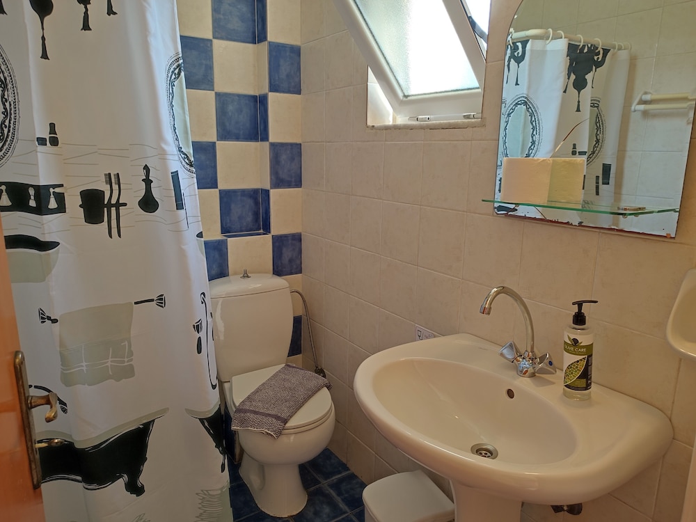 Elanthi Village Hotel 85/85