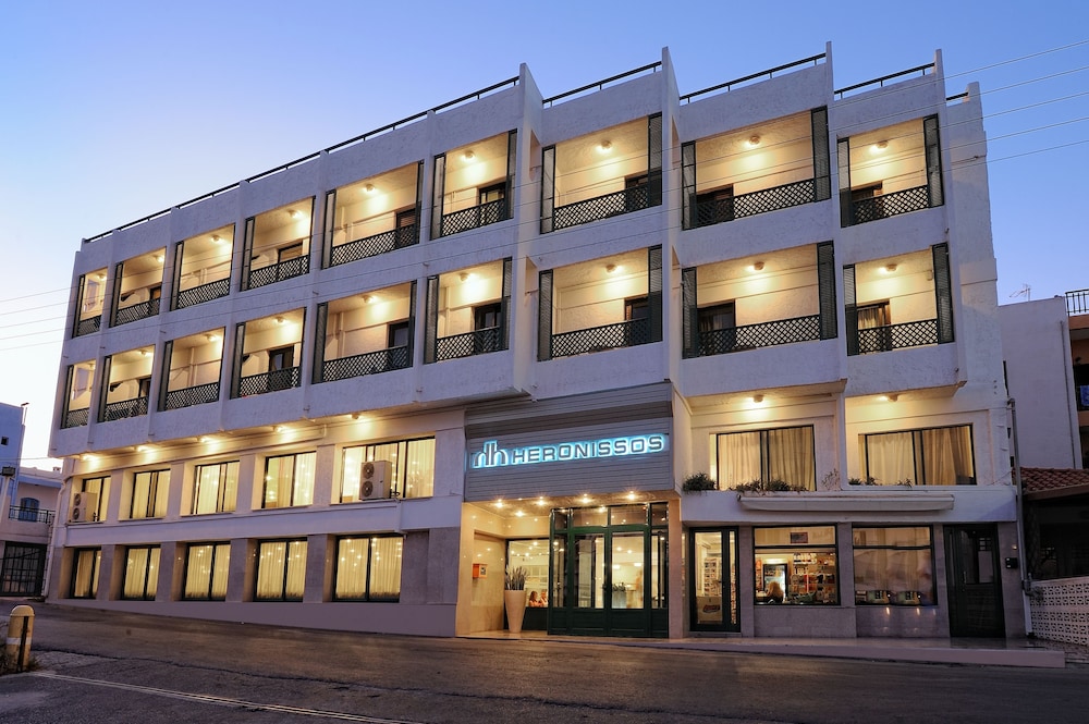 Heronissos Hotel 6/47