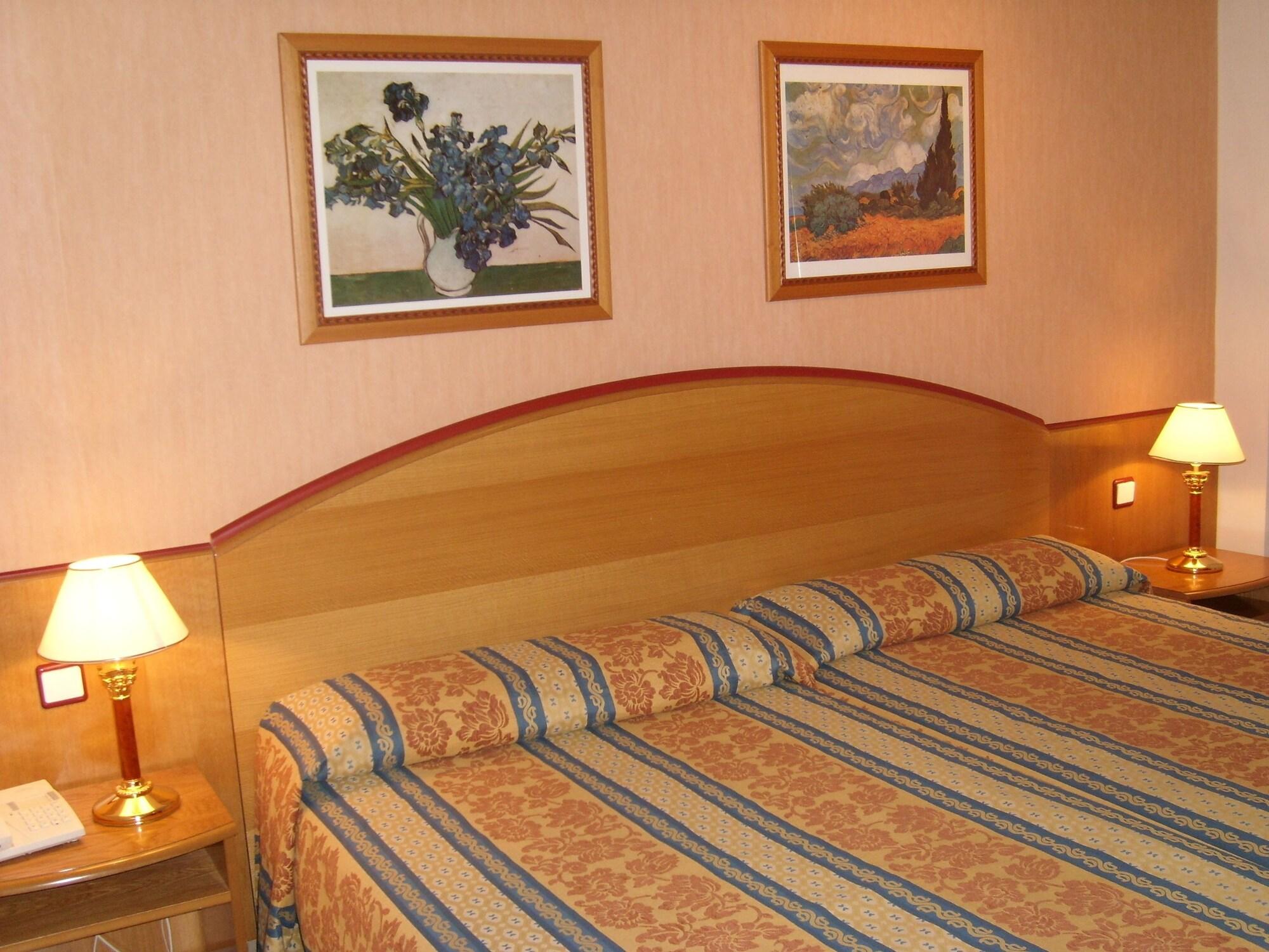 Hotel Escuela San Cristobal 13/23