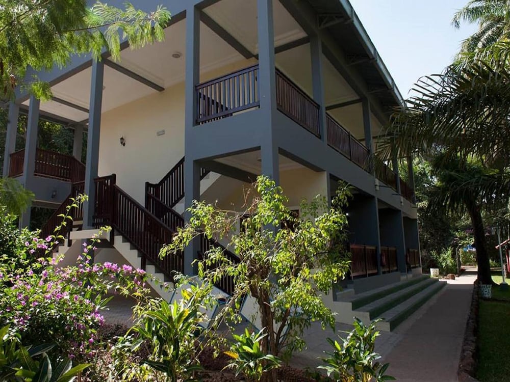 Senegambia Beach Hotel in SERREKUNDA