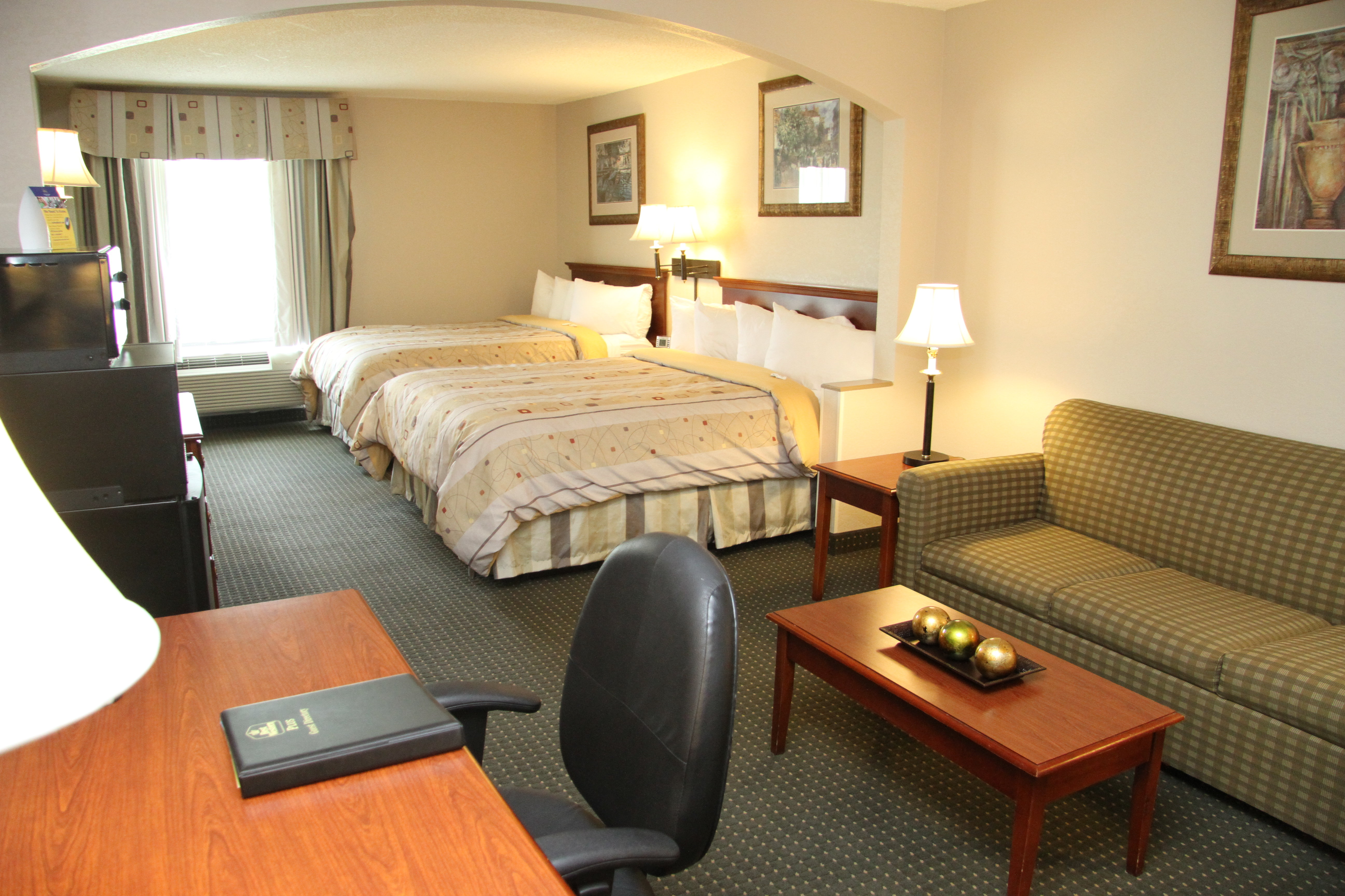 Best Western Plus Suites-Greenville 18/24
