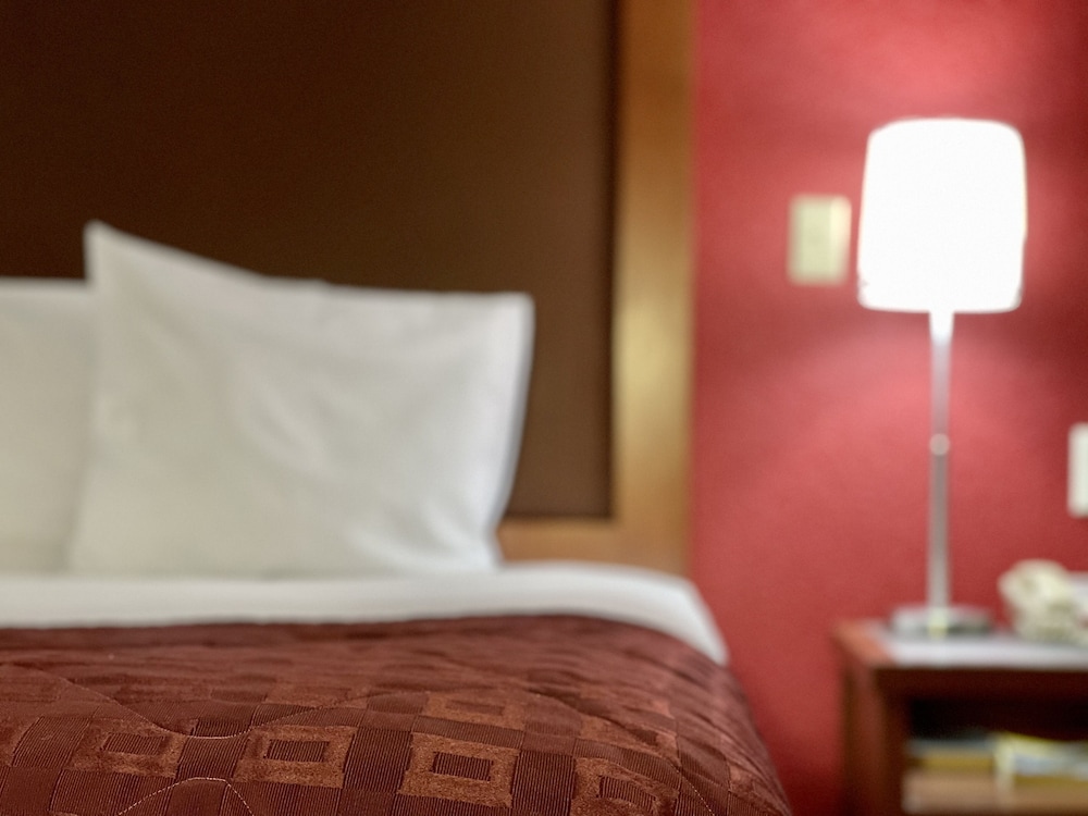 FairBridge Inn & Suites Fort Wayne 22/52