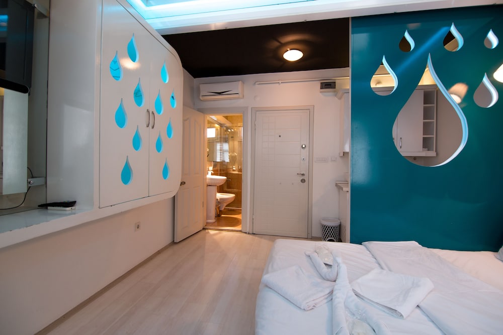 Element Suites 5/65