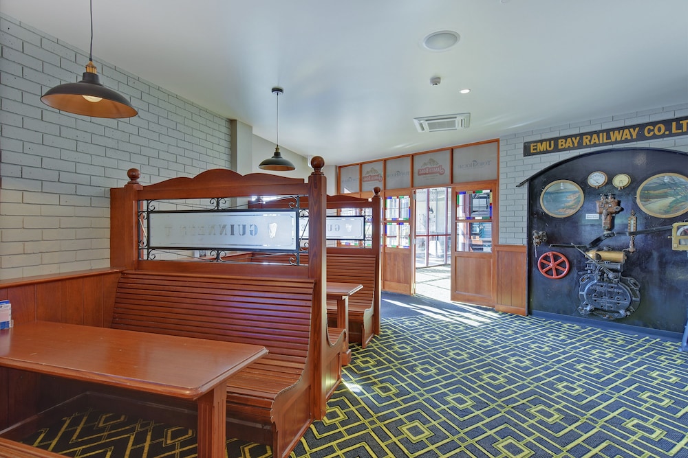 Burnie Central Townhouse Hotel 9/65