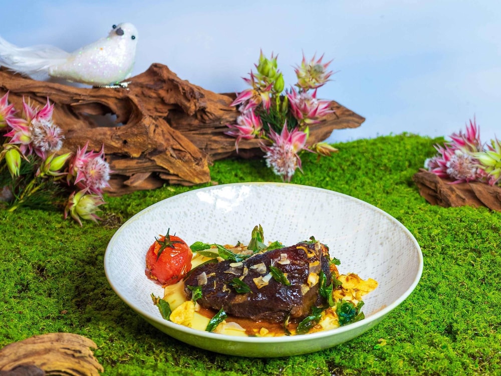 Pullman Singapore Orchard (ex Grand Park Orchard) 46/50