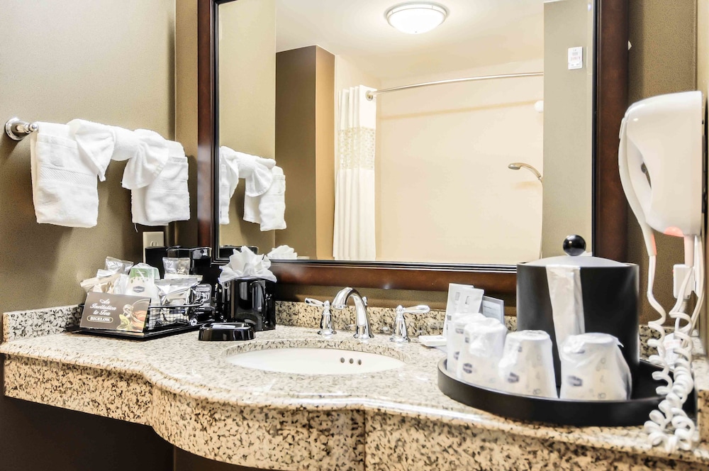 Hampton Inn & Suites Pinedale 34/42