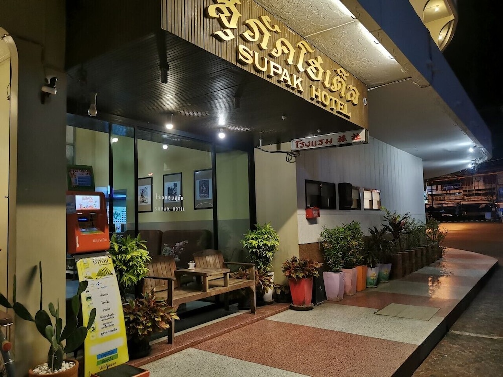 Supak Hotel 30/37
