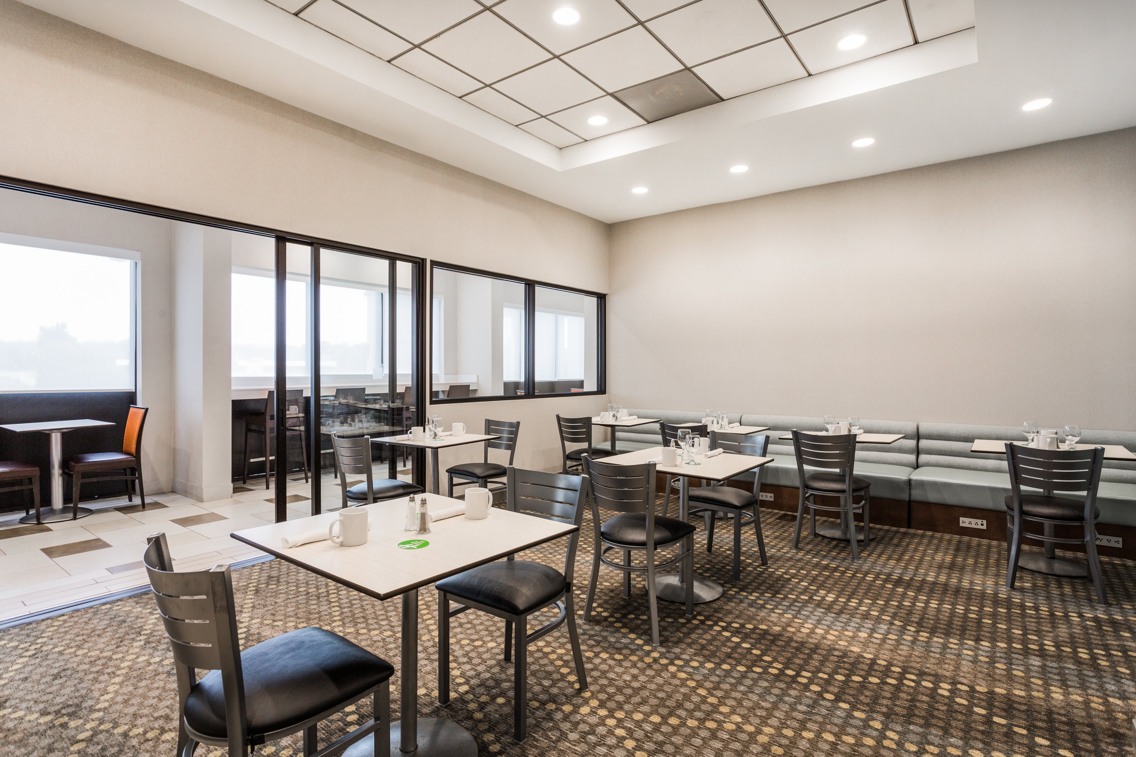 Holiday Inn Timonium Baltimore North 24/29
