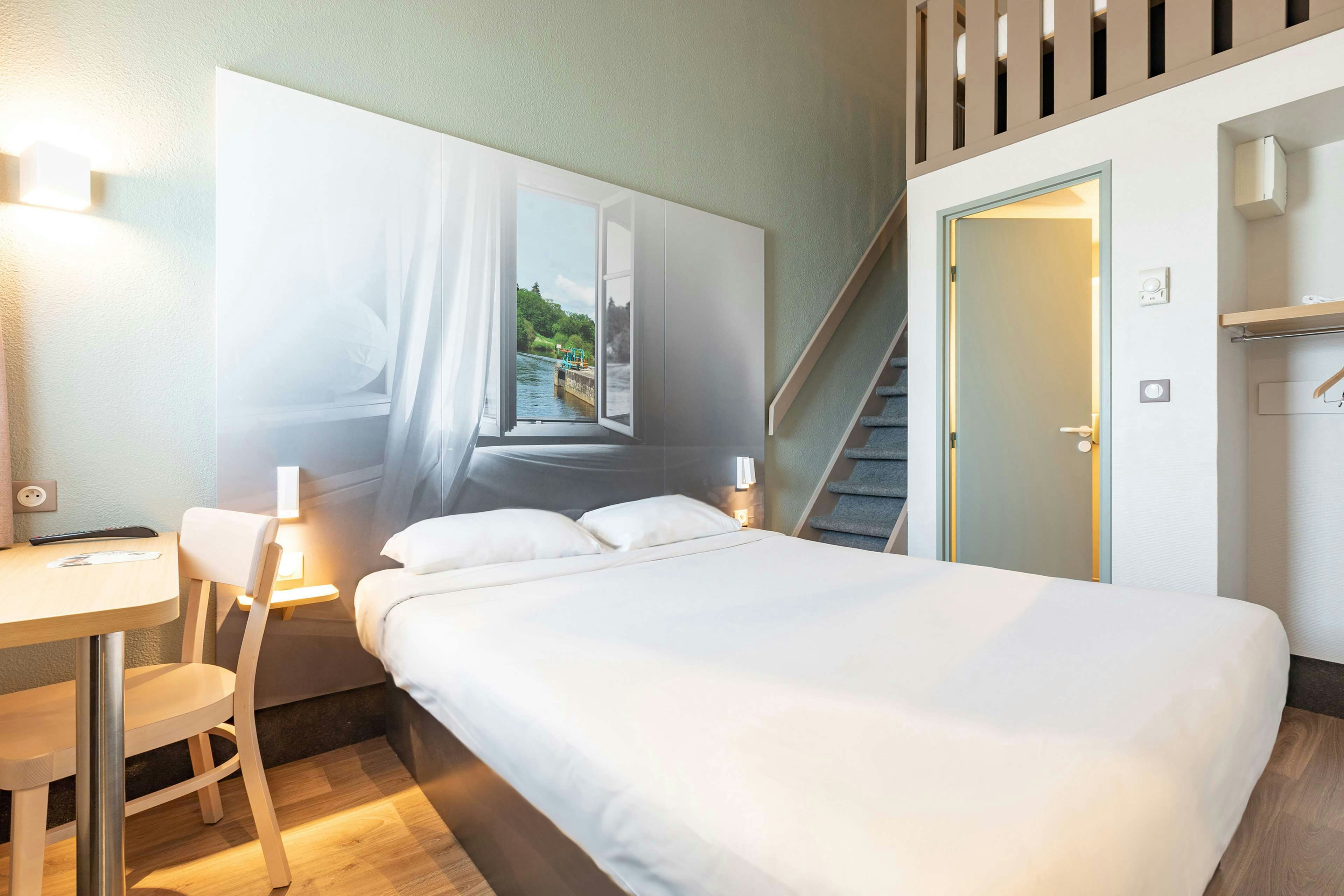 B&B Hotel Laval Change 13/30