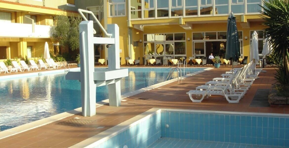 Club Malaspina Hotel and Resort 47/54