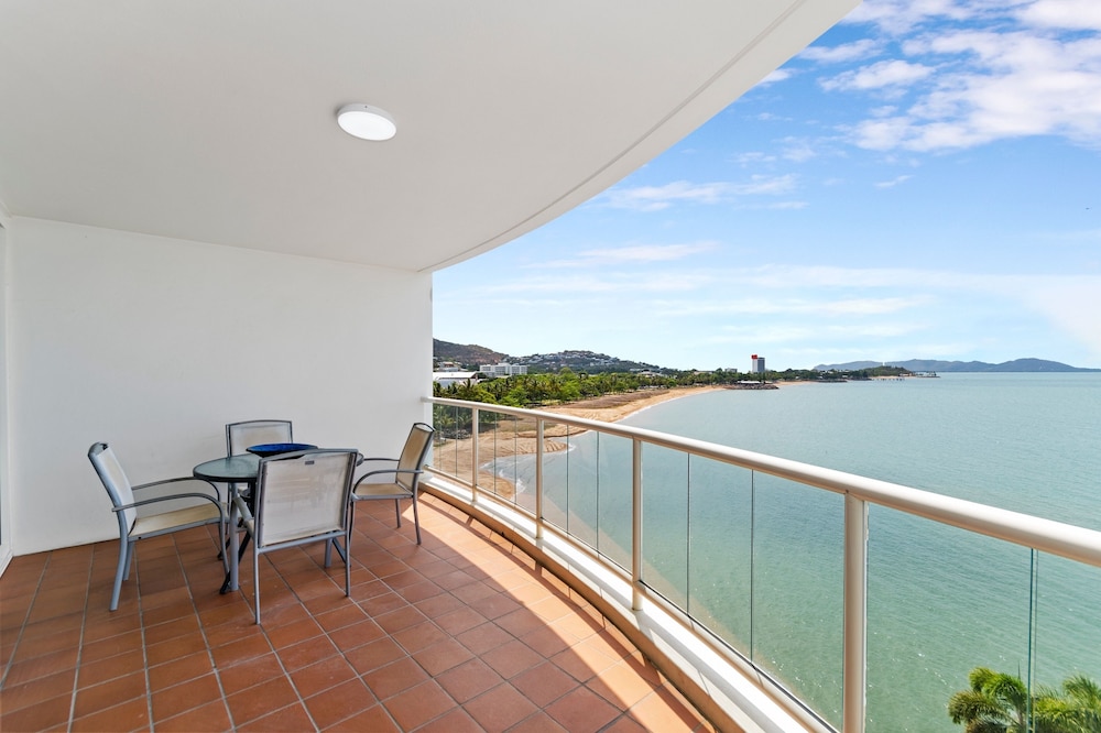 MARINERS NORTH HOLIDAY APARTMENTS 38/77