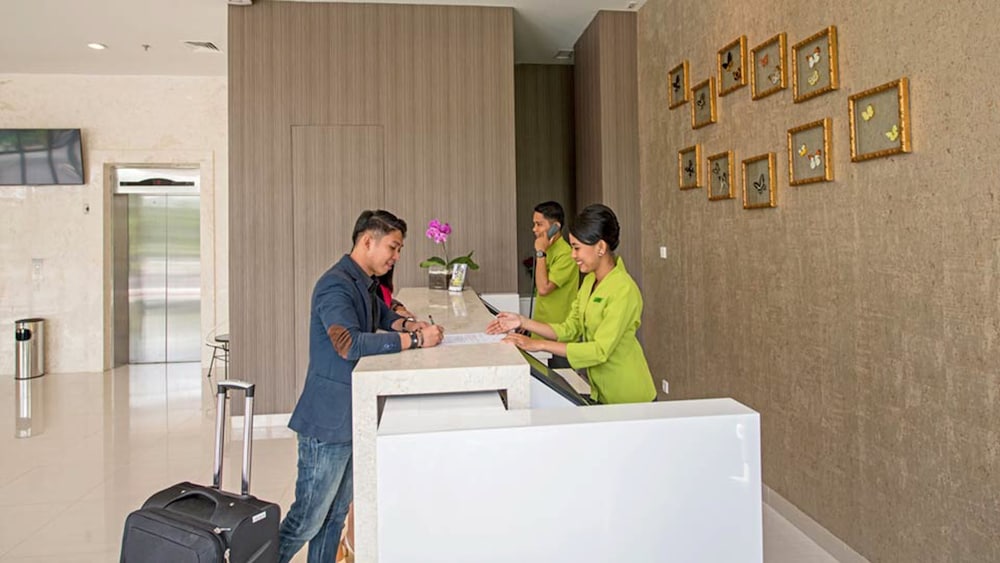 Whiz Prime Hotel Hasanuddin Makassar 12/36
