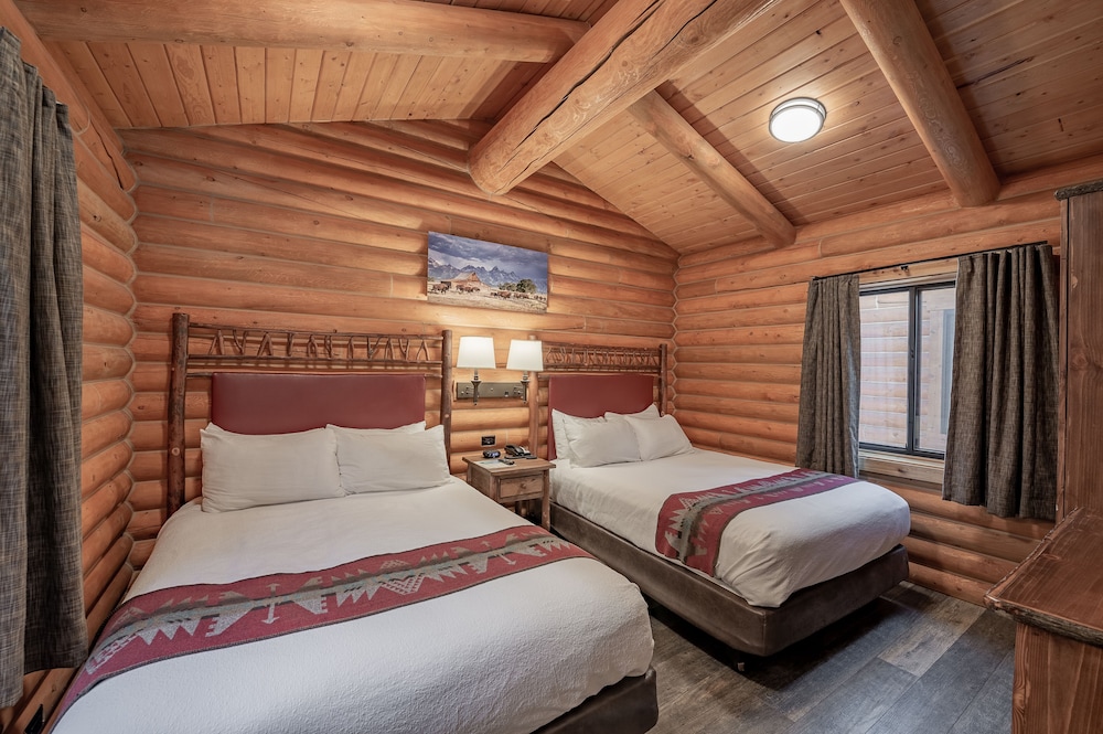 Cowboy Village Resort 11/69