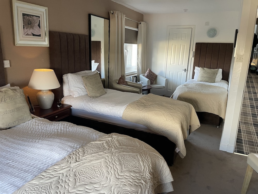The Beechwood Guest House 7/50