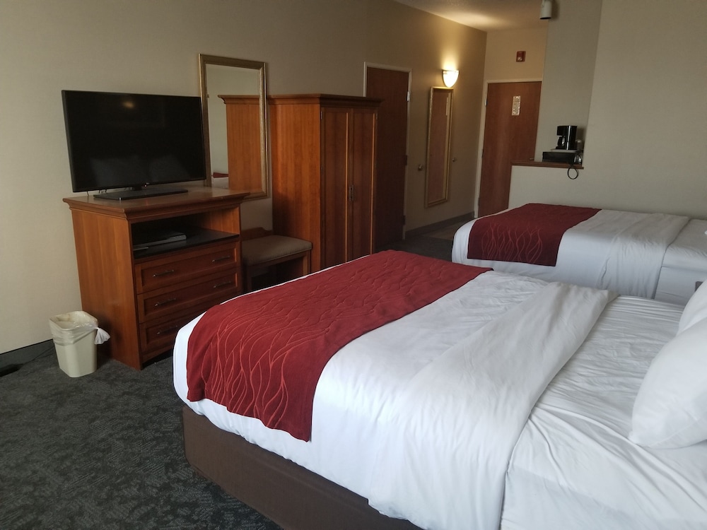 غرفة بسريرين كوين، Comfort Inn & Suites I-25 near Spaceport America 5/5
