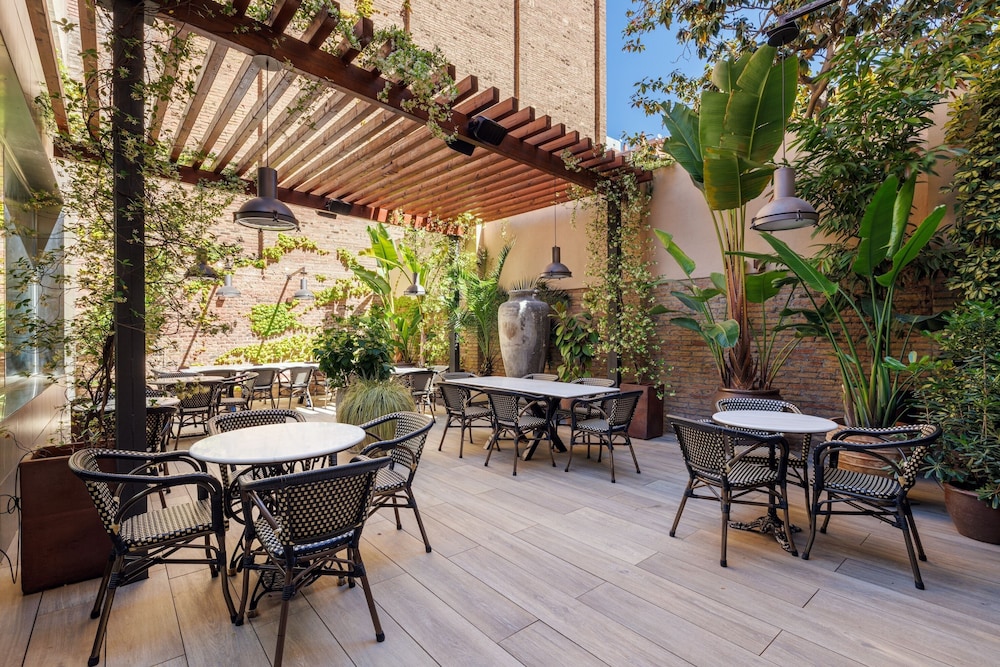 Hotel Ronda Lesseps 68/90