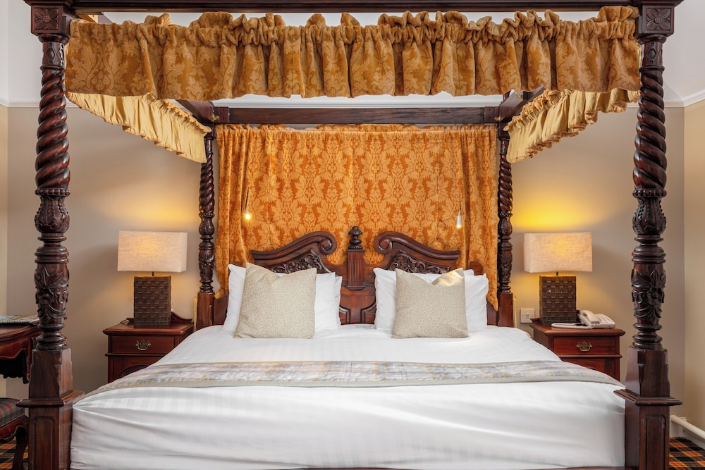 Four Poster, Double Bed, Balcony