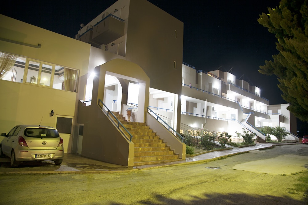 Hotel Athinoula 58/66