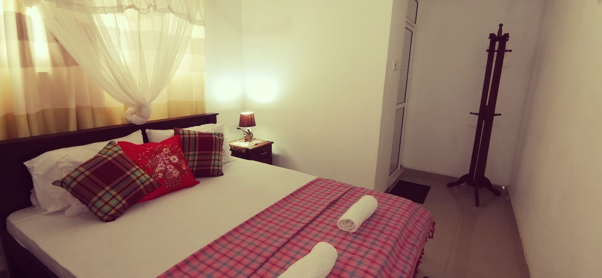 JUNIOR, DOUBLE BED