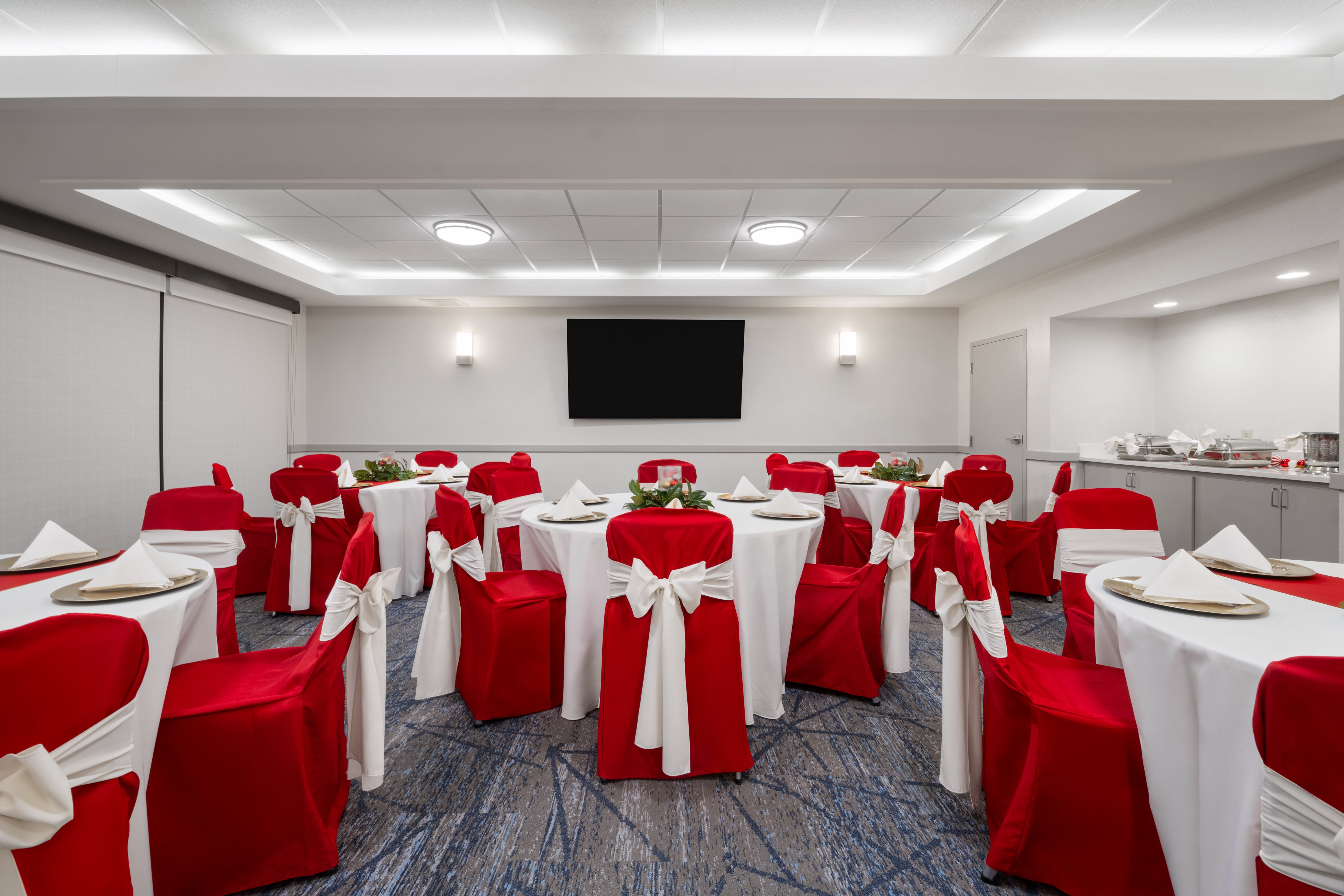 Holiday Inn Express Tifton 50/56