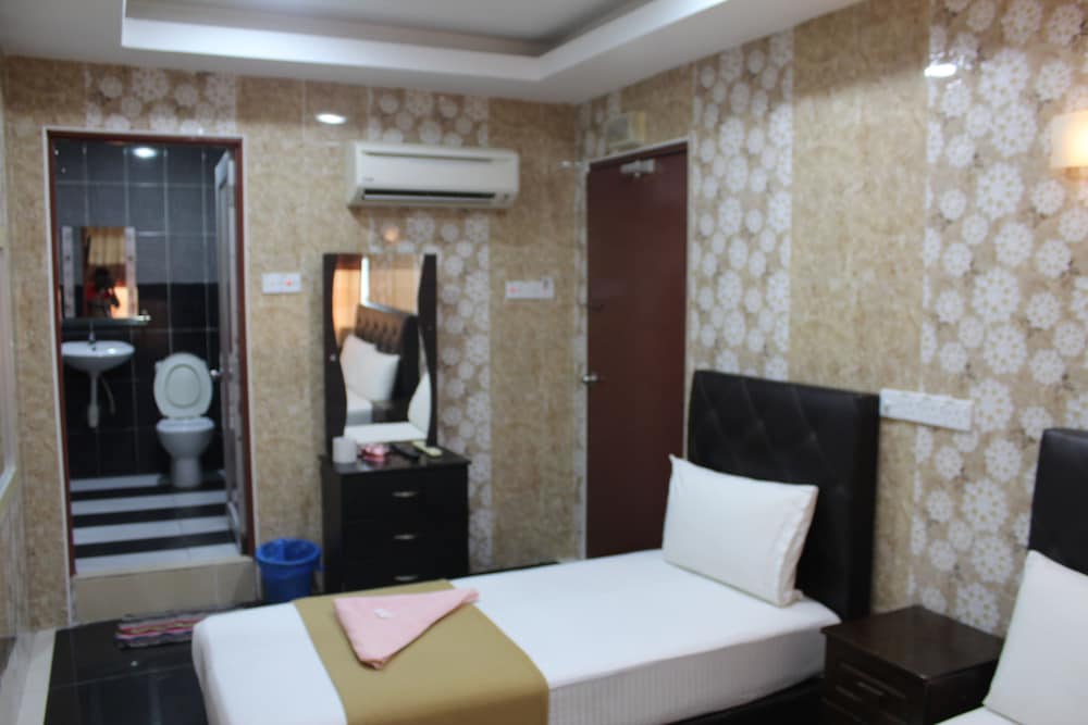 New Wave Hotel Melawati 19/50