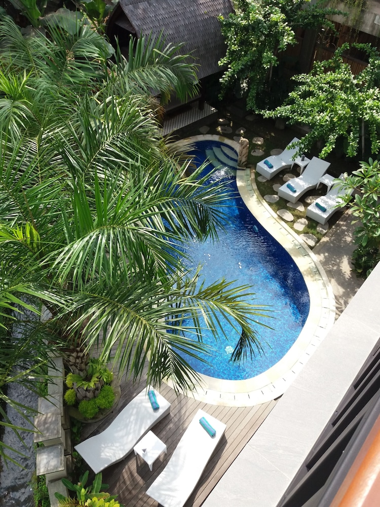 Amoya Inn 36/50