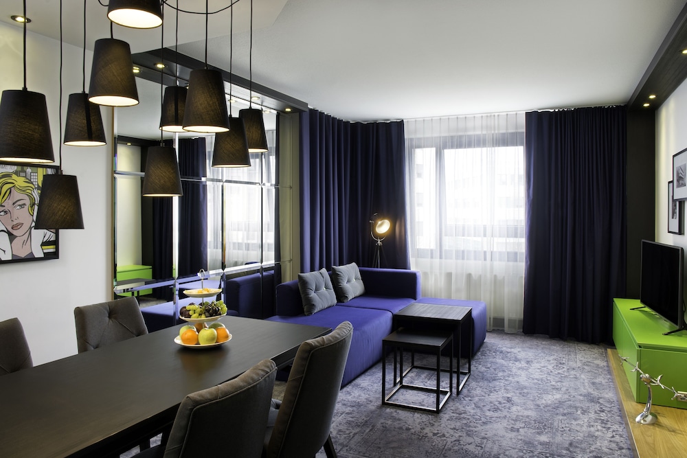 Holiday Inn Stuttgart 50/79