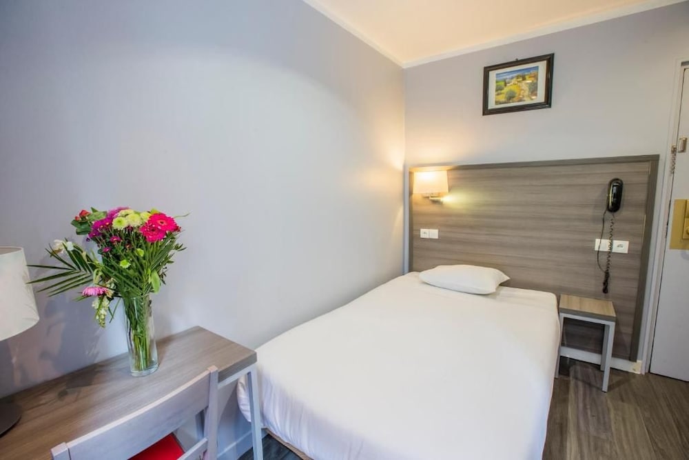 Hipotel Pere Lachaise Hotel 29/60