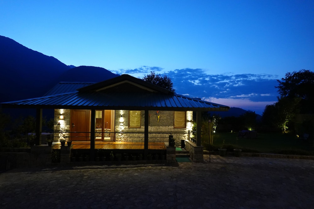 Araiya Palampur in PALAMPUR
