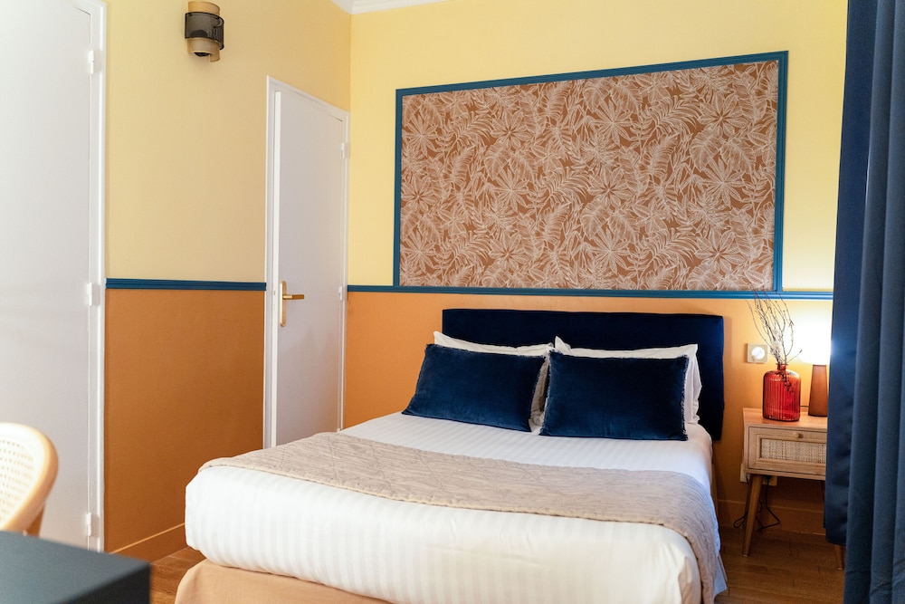 STANDARD, DOUBLE BED