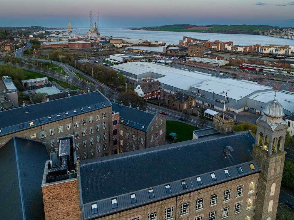 Staybridge Suites Dundee 7/76