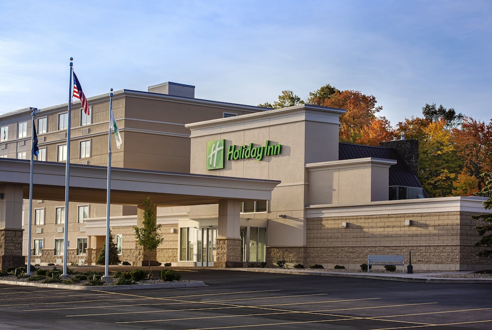 Holiday Inn Marquette 1/63