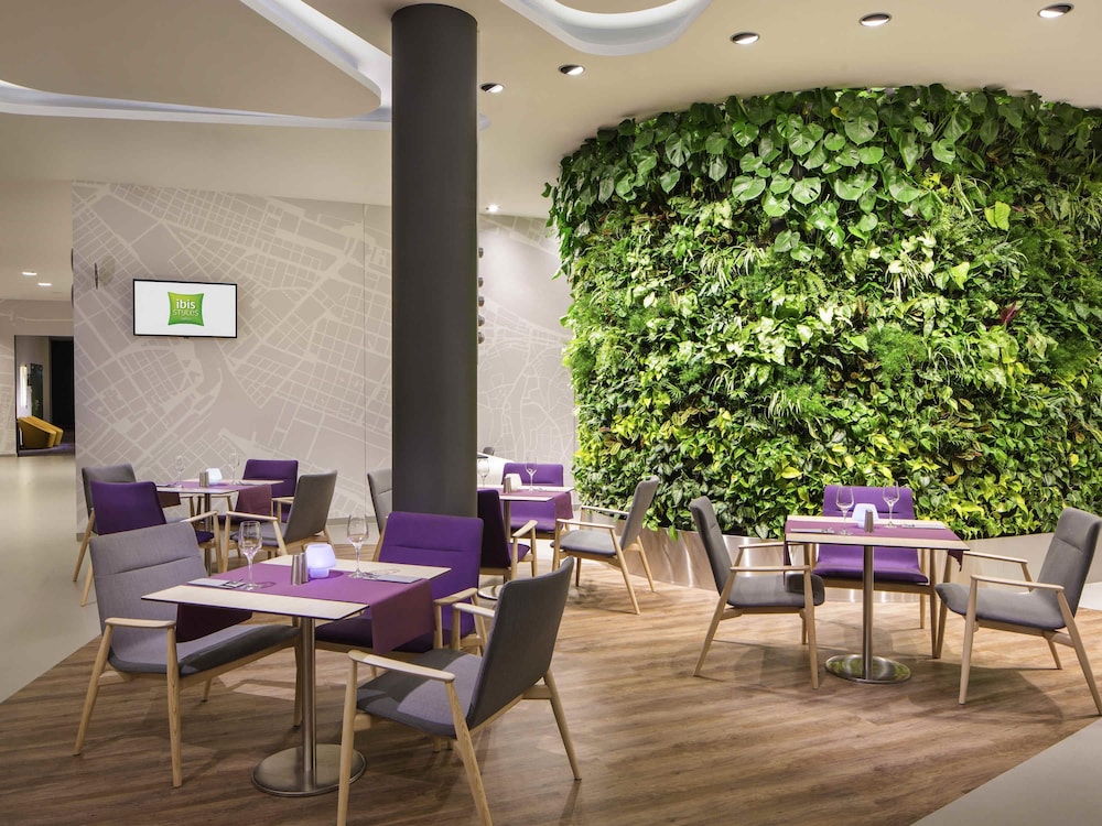 Ibis Styles Budapest Airport 48/64