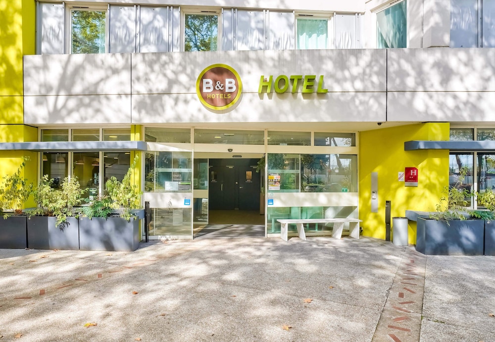 B&B HOTEL Paris Malakoff Parc des Expositions 53/57